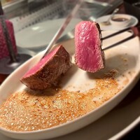 カルネジーオ イースト - 