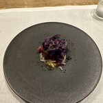 シャントレル - 5.カツオ、生姜、ニンニクのサラダ仕立て。