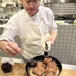 シャントレル - 8.リドヴォー、イタリア産子牛フィレ肉盛り合わせ。グリーンピース、舞茸ご飯。