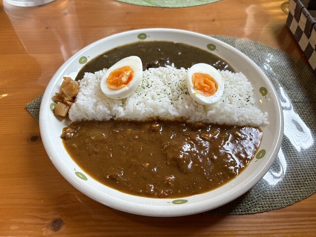 カレーやぽん太 - 南陽市役所（カレー）の写真
