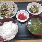 Maguro Sakaba Torajirou - 生姜焼き定食700円
