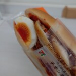 セブンイレブン - 料理写真:たんぱく質が摂れるチキン＆チリ