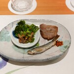 鮨 波やし - 料理写真:稚鮎焼き、げそバタ焼き、マグロ脳天醤油焼き