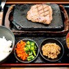 感動の肉と米 太平通店