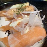 Kanazawa Maimon Sushi - サーモン3種盛り  これめっちゃ美味かった ﾜﾀｼ1人で堪能