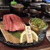 焼肉酒場 にくまる 春吉店