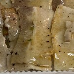 セブンイレブン - 2024/05/18
ねぎ塩だれの豚カルビ弁当 麦入りご飯 540円→486円
✳︎500円-50円=450円×1.08%=486円
✳︎50円引き