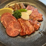 Sumibiyakiniku Kankokuryouri Korabo - 