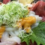 山芳亭 - 山芳丼白イカ