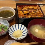 みこと屋 - 穴子重（中）