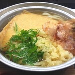 Sanuki Burusu - きつねうどん　600円