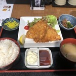 仕立屋 - 自慢のアジフライ定食（ご飯は大盛）:990円