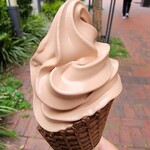 シルスマリア - 生チョコソフトクリーム（ミルク）