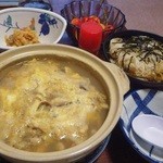 Guunai Onsen Ryokan - ウニ鍋（潮仕立て）