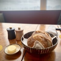 ザ タヴァン グリル＆ラウンジ - 