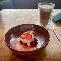 ザ タヴァン グリル＆ラウンジ - 