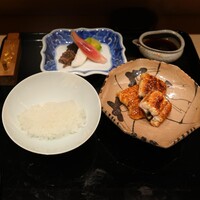 八寸 - 600ｇ宮崎の養殖大うなぎとご飯