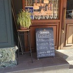 ミハシカフェ - メニューが外に紹介されてます。