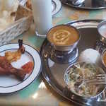 インドレストラン RAJA 本町店 - Cセット１０５０円　　ナン食べ放題