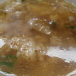 正龍 - ミニチャーハン、牛すじ煮込みスープに投入