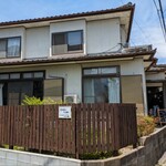 路地裏の佐藤家 - 外観