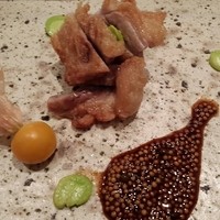料理屋くおん - 山伏豚の炭火焼き、ほおづきトマト