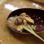 正龍 - 落花生入り