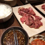 Yakiniku Ushikane - 