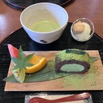 GReen tea Lab - 熊本抹茶生ロールケーキとお抹茶