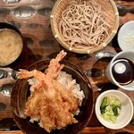 GONPACHI - 《ランチ》江戸前海老四天丼とお蕎麦のセット