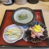 Nihonshu To Washoku Hanabishi - 夏の先付け3種 ( ふきのお浸し ・らっきょう酢味噌和え ・清流美どりの梅肉和え)