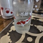 中華そば 麺や食堂 - お冷グラス(こ〜んにちわ〜っ！)♪