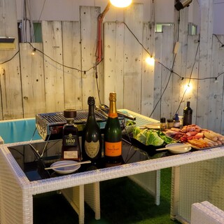 BBQ BEER GARDEN SKYTERRACE_0