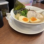 麺屋 すぎ多 磐田店 - こっさりラーメン煮卵トッピング