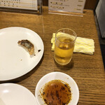 三国亭 - お持ち帰りも出来る餃子ですが、やっぱりお店で焼いたのが一番美味しいビールに合います。