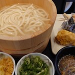 丸亀製麺 なんば店 - 