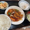 中華料理 楽春園