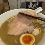 酒肴場 屯 - レアチャーはしっとり美味