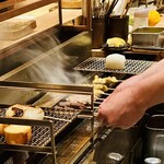 焼き鳥 こと - 店内