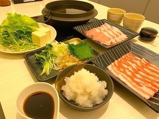 Kurobuta Ajito - 夏鍋