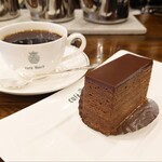 Cafe Bach - 『バッハブレンド（660円税込）』
            『チョコレートケーキ（600円税込）』