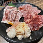 焼肉 膳 - 骨付きカルビ　カイノミ　ハラミ　てっちゃん