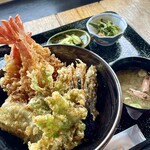 光る海 - 特大えび天丼