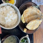 堂ヶ島食堂 - アジフライ定食(3枚)