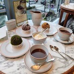 アンジェリーナ - 