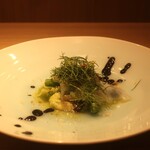 RISTORANTE IL NODO - 小坪漁港のアオリイカ 北海道長谷川さんのグリーンアスパラ