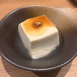 Amiyaki irori to donabe koe dono koshitsu izakaya iro dori - 湯豆腐