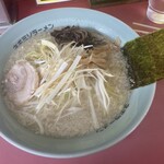 ラーメンショップ - ねぎ塩ラーメン(中盛り) 890円 