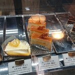 お菓子とくつろぎとこむぎさん - イートインを終えた頃にはこれだけしか残っておらず