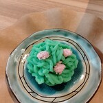 御菓子司 塩芳軒 - 岩根つつじ⭐️こちらのきんとんが最高⭐️❤️でした♡仄かな甘さと静かな香り♡